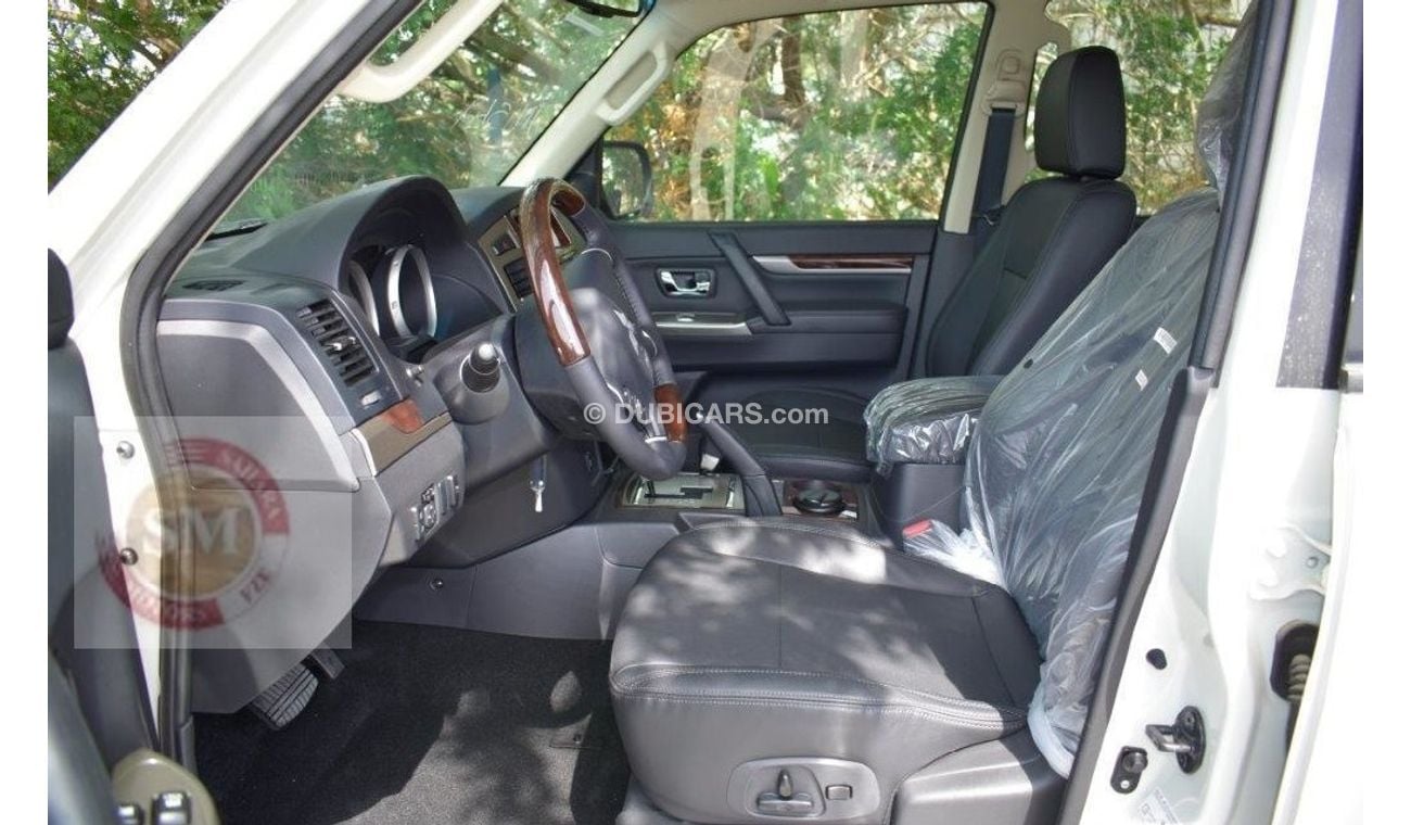 Mitsubishi Pajero GLS 2019 MODEL V6 3.8L PETROL 7 SEAT AUTOMATIC TRANSMISSION GOLD PACKAGE