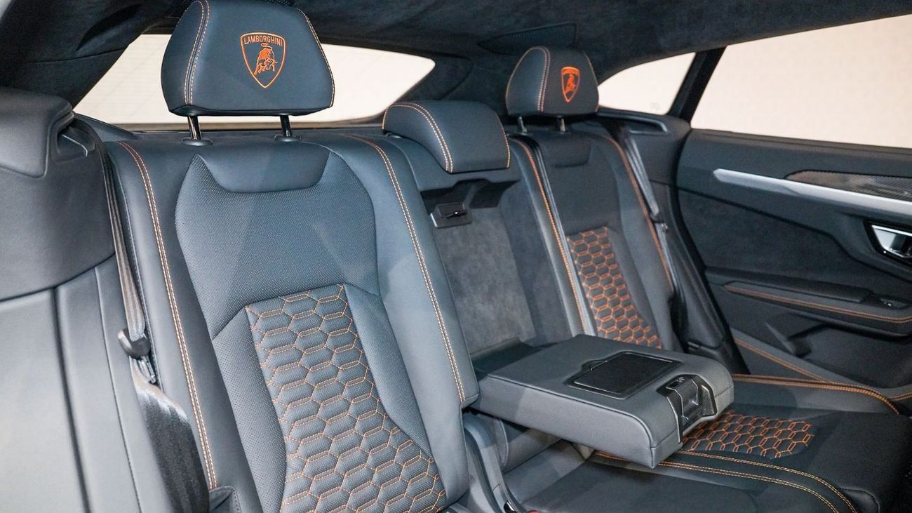 لامبورغيني اوروس | AED 14,652 PM | Warranty Jan-2026 | GCC