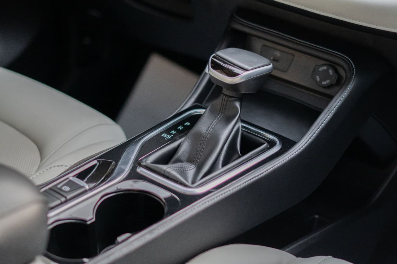 جاك JS4 1.5T gcc car full option