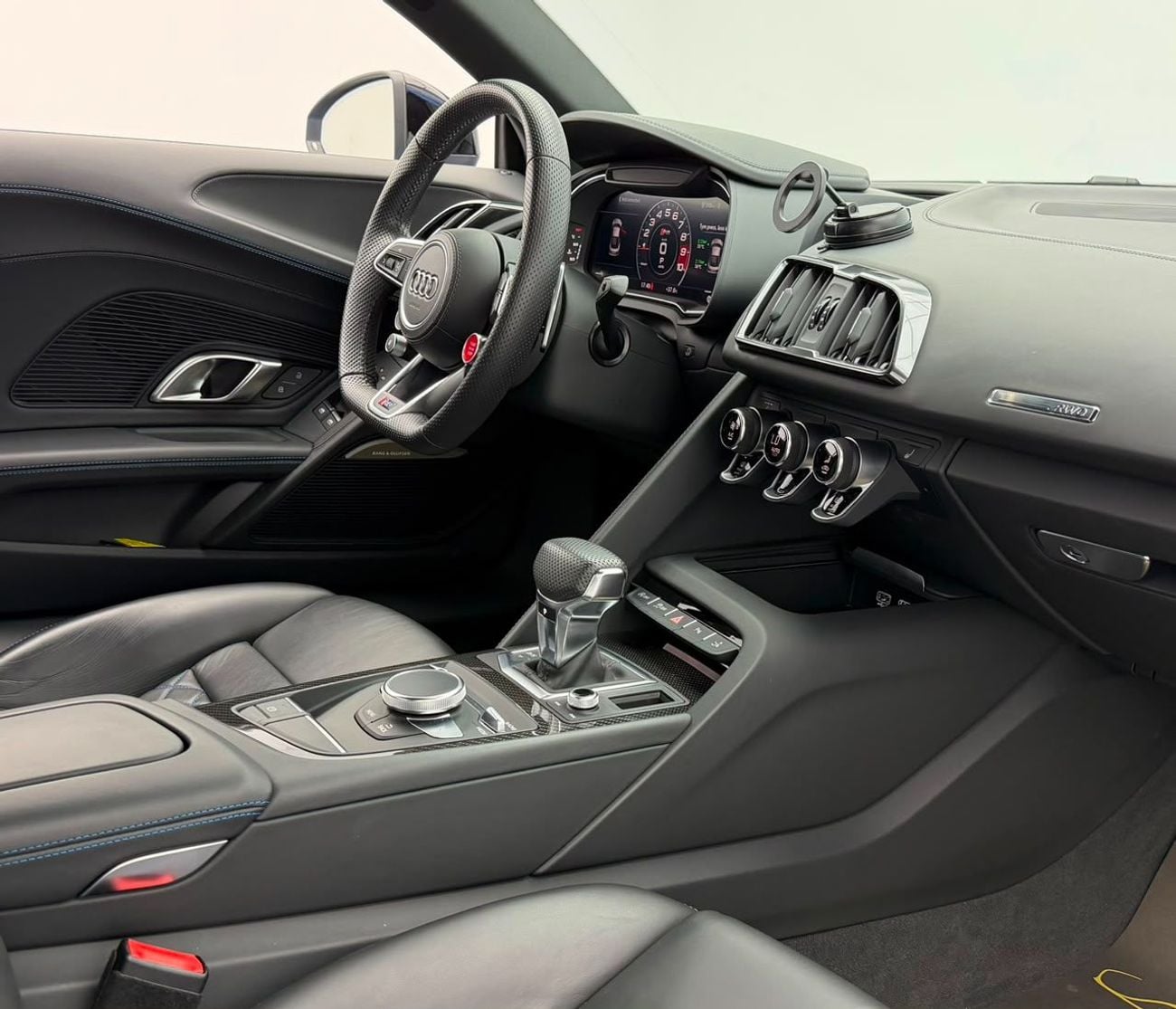أودي R8 V10