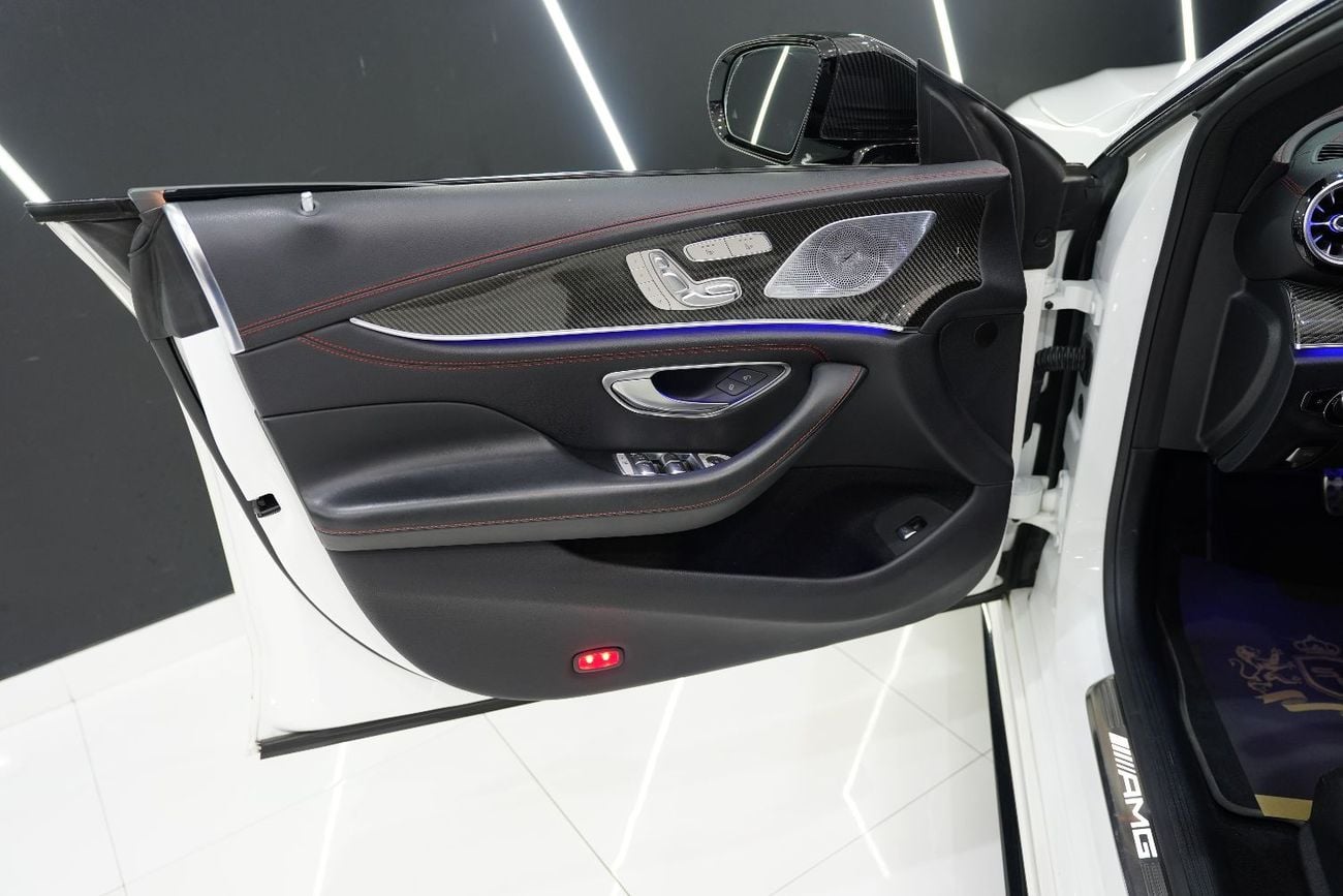 مرسيدس بنز CLS 53 AMG 4Matic Plus, AMG Track Pace, Carbon Fiber Interior!!