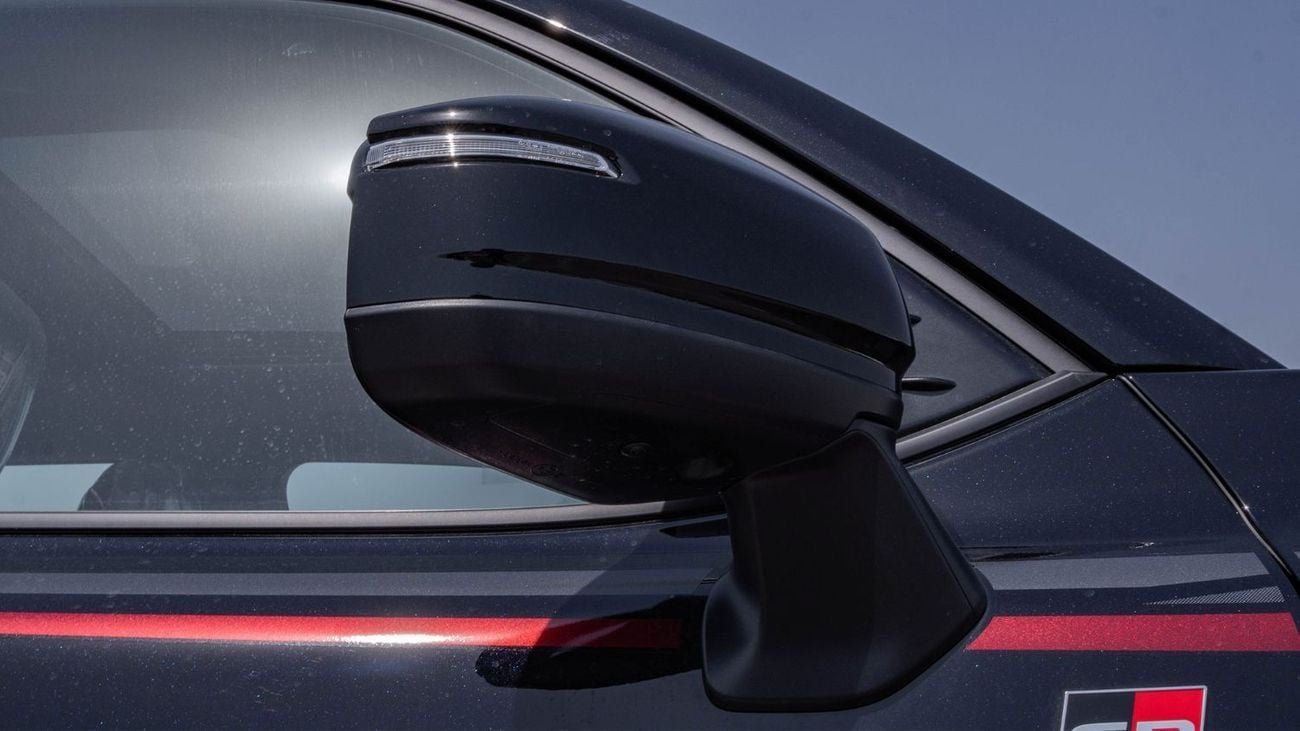 Toyota Land Cruiser 2026 Toyota Land Cruiser 300 GR-Sport 3.5L AT Petrol (Black-red)