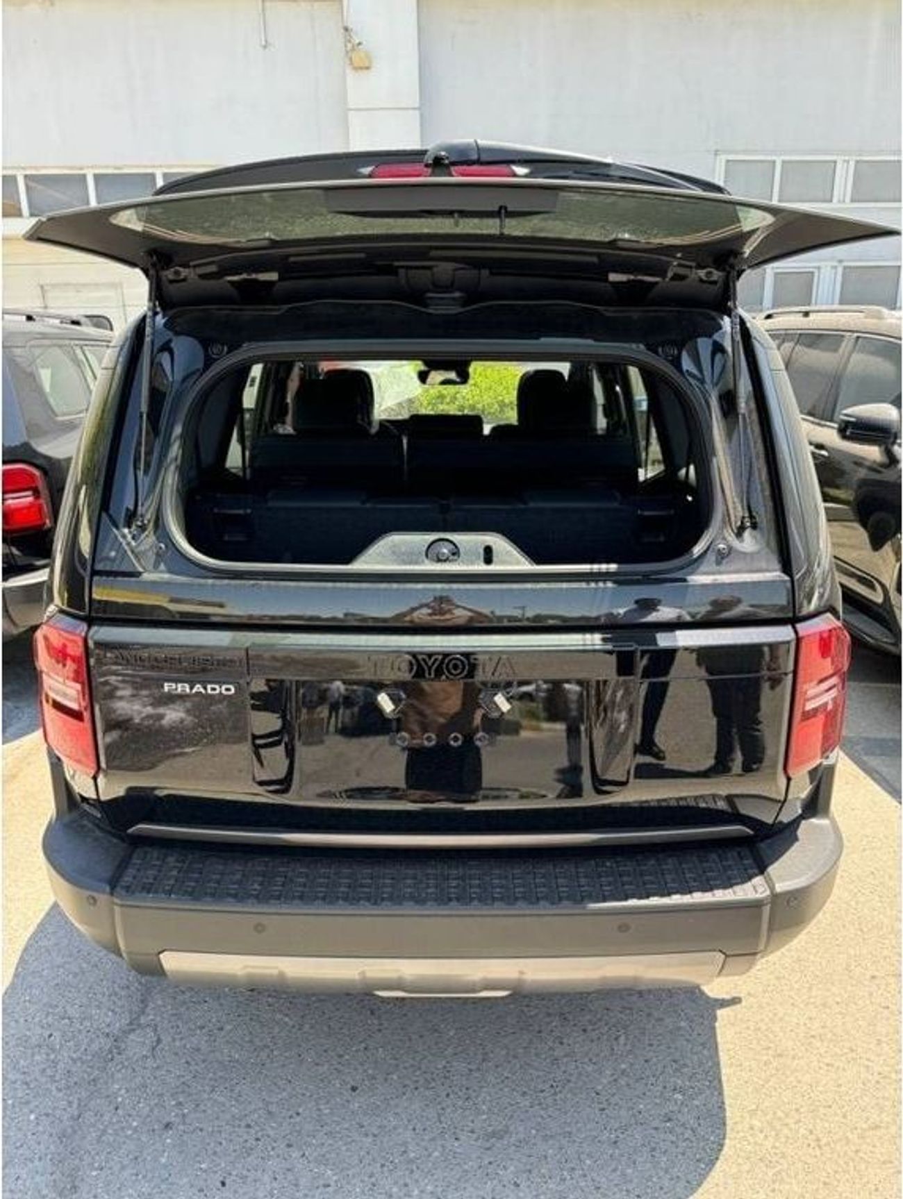 Toyota Prado VX 2.4L Turbo petrol 2024 YM (For export only)