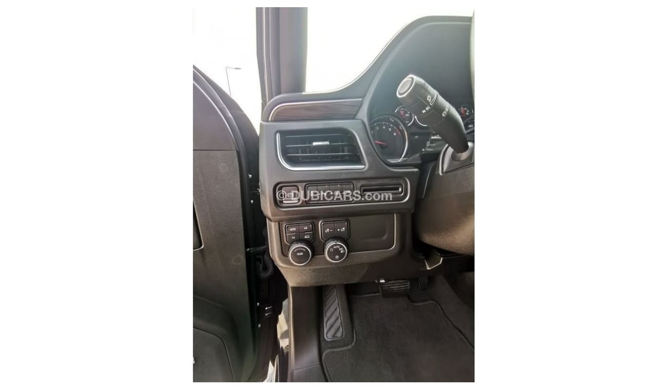 Chevrolet Suburban Chevrolet LT Suburban - 2021- Dark Blue