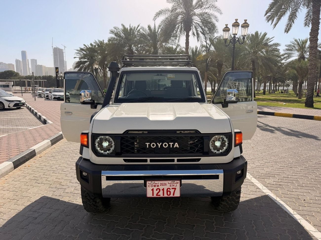 تويوتا لاند كروزر 