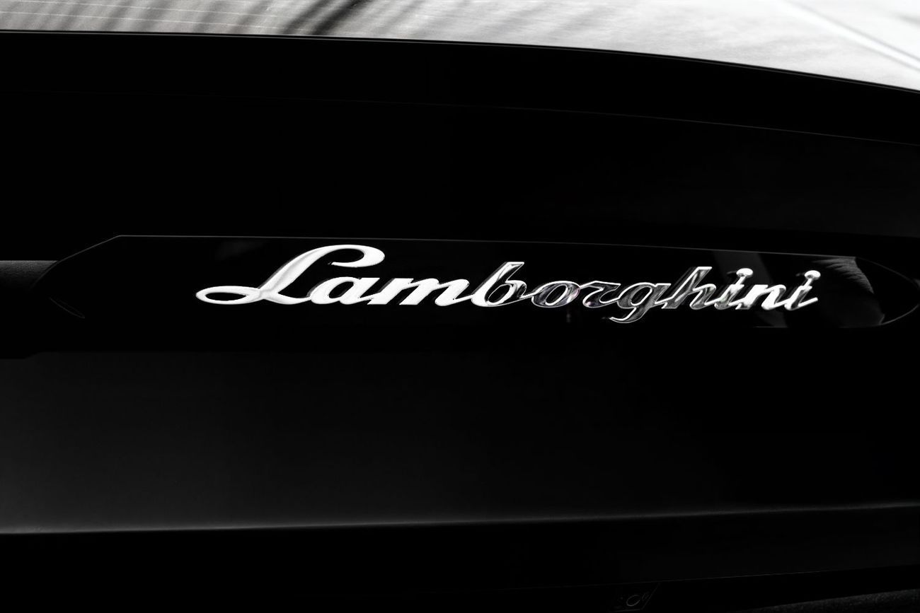 Lamborghini Urus | 15,862 P.M  | 0% Downpayment | Agency Warranty!