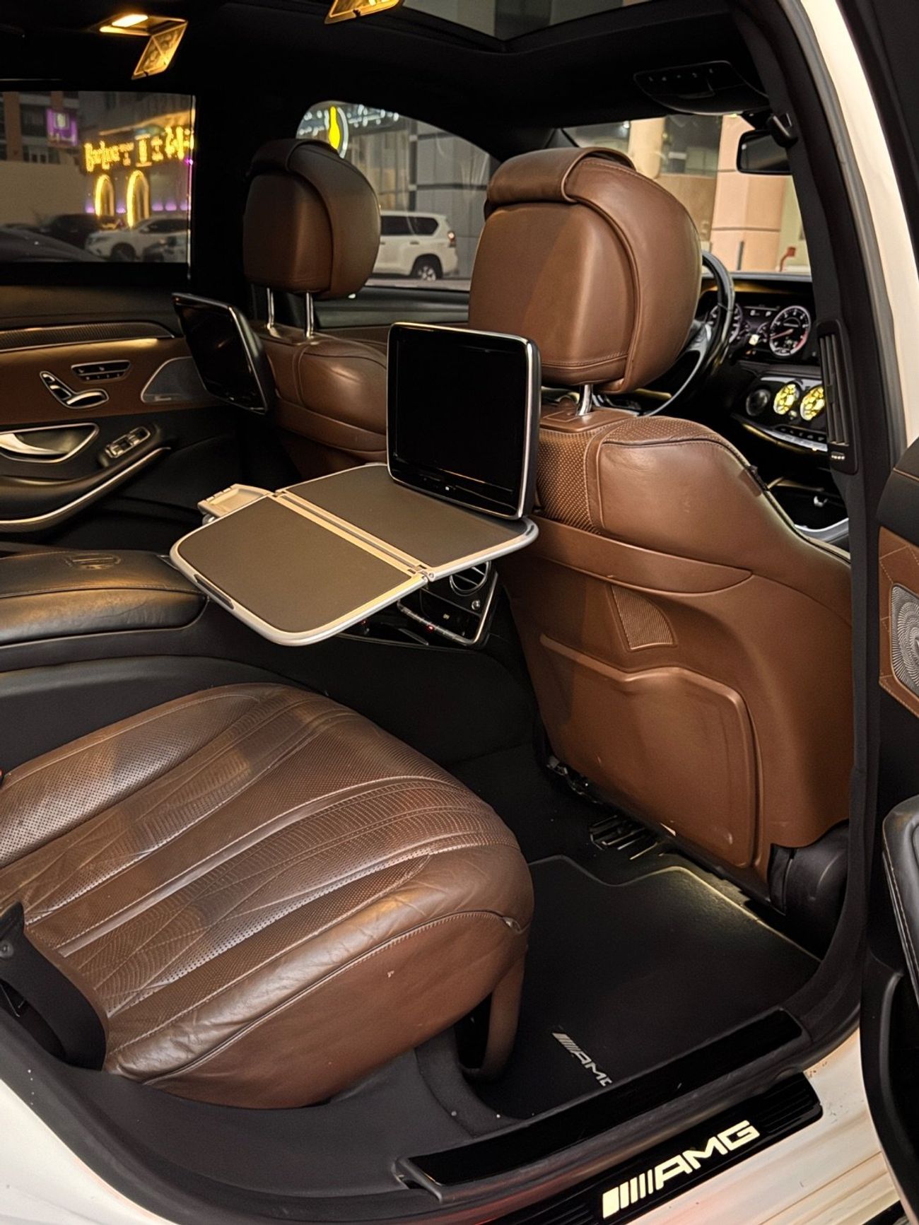 Mercedes-Benz S 63 AMG Std 5.5L