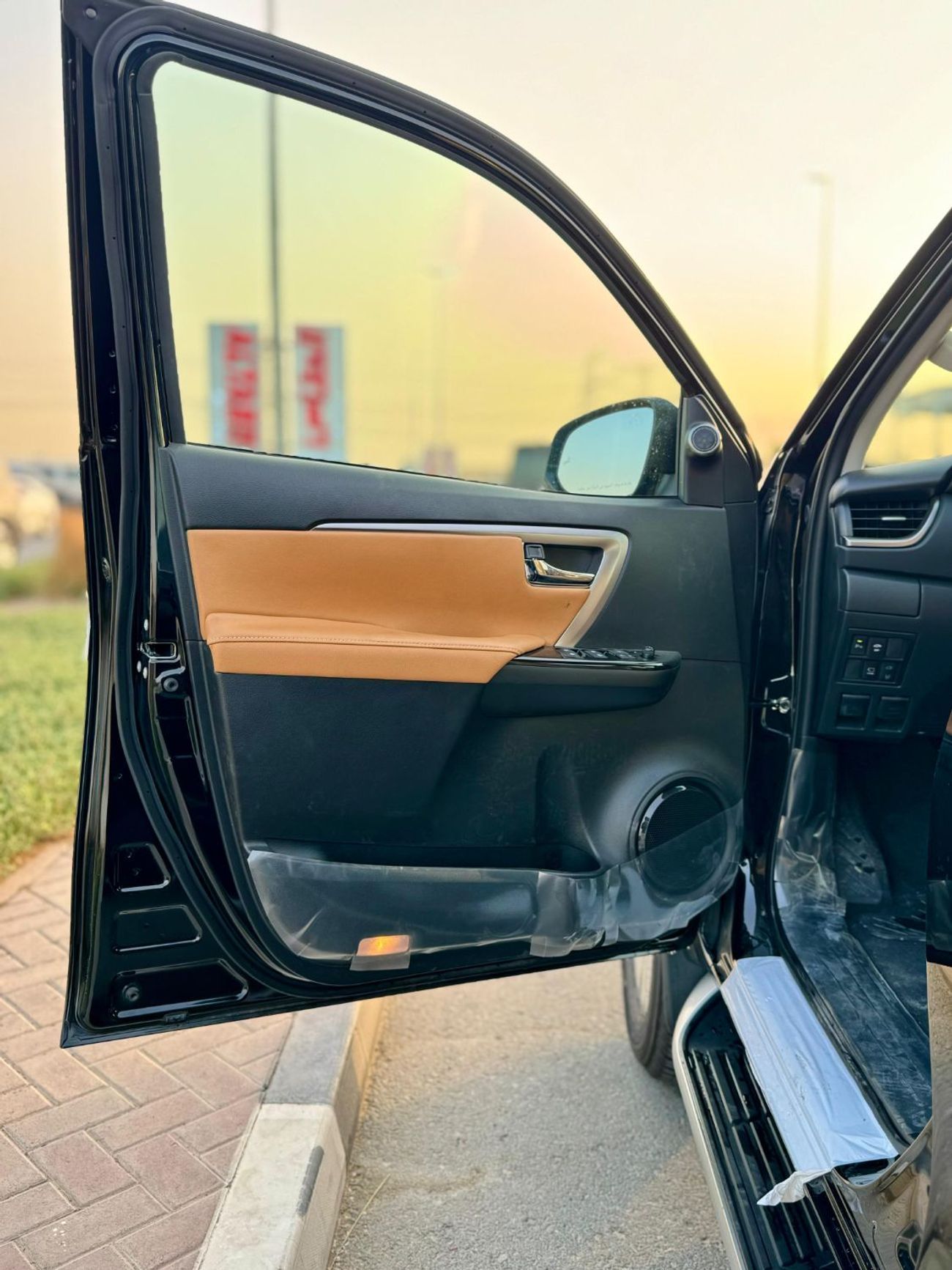 Toyota Fortuner Toyota Fortuner SR5 Plus 4.0L - Black - 0 KM - 2025