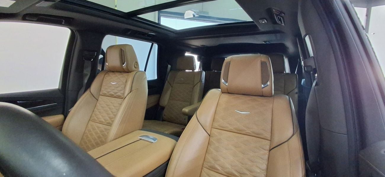Cadillac Escalade Sport Platinum 6.2L 4WD