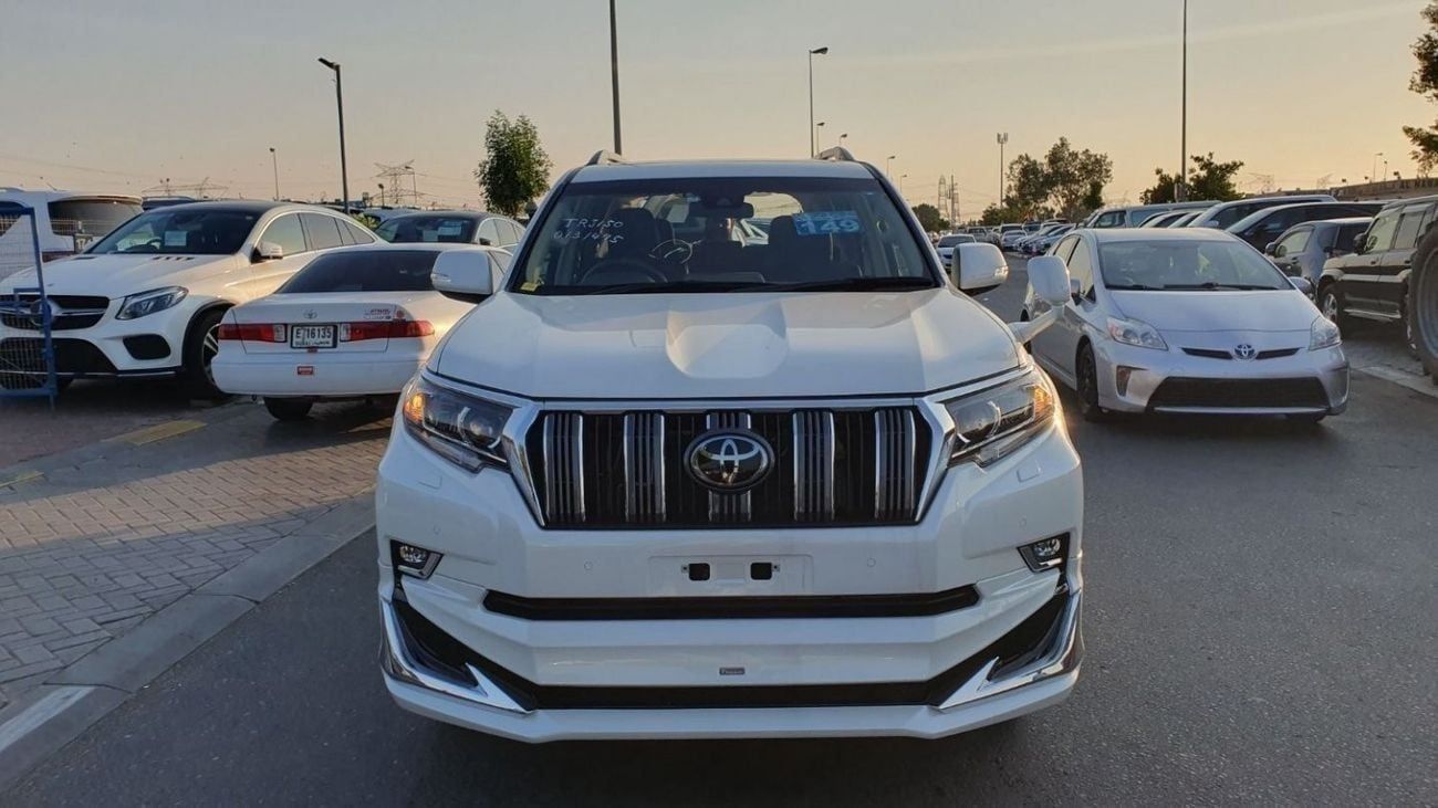 Toyota Prado PETROL RHD 7 SEATER SUNROOF AUTO