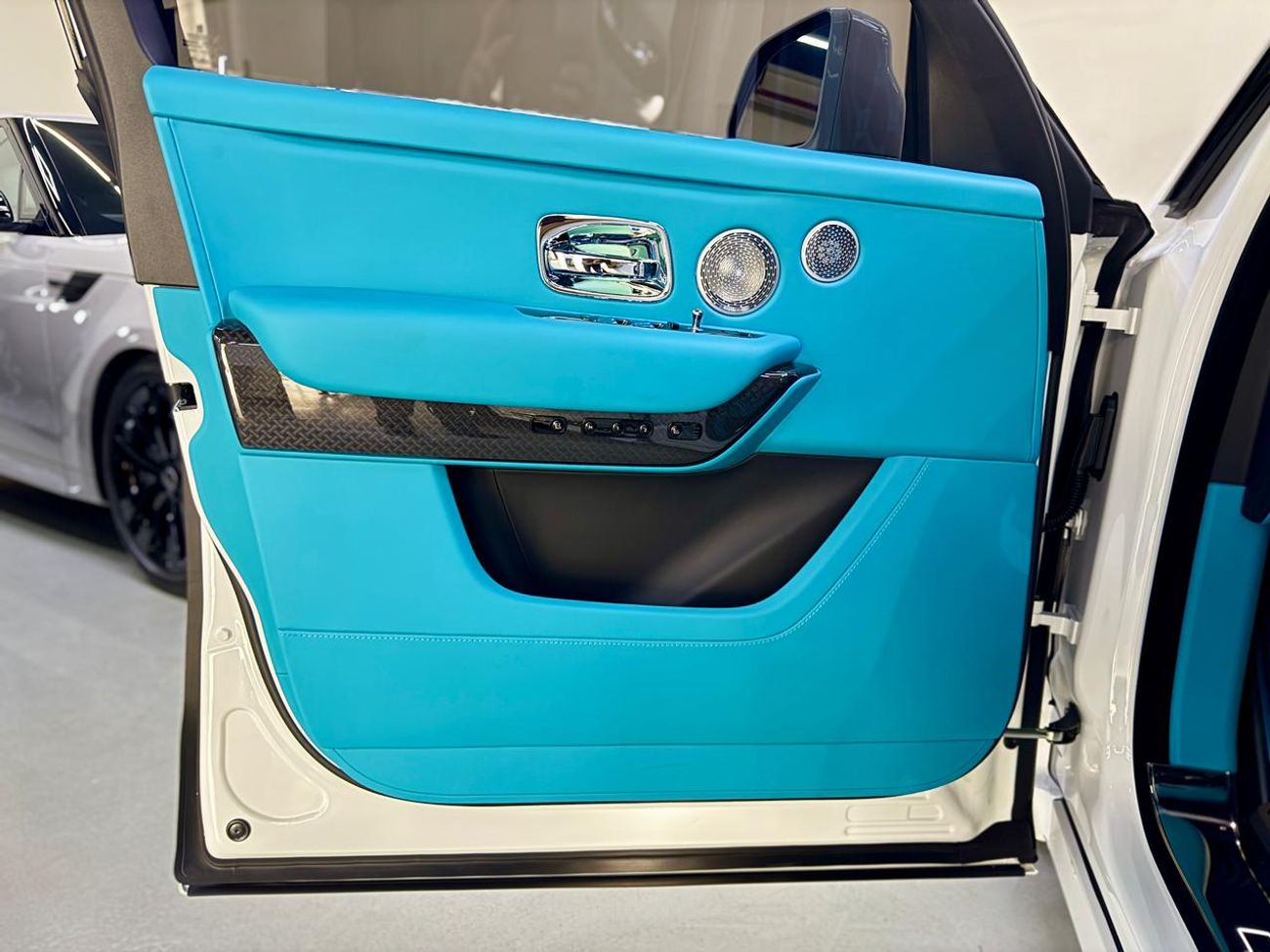 Rolls-Royce Cullinan Black Badge 2026 GUCCI Interior Brand New 0 KM