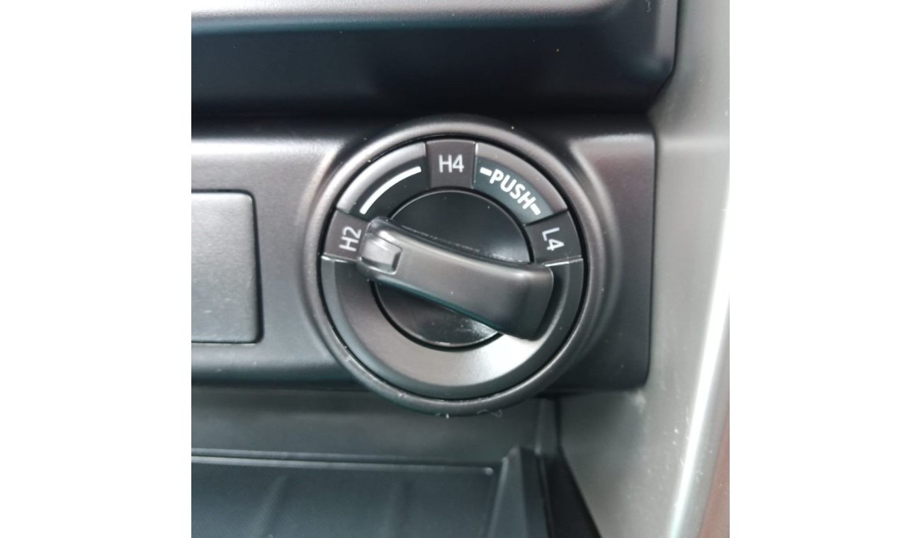 تويوتا فورتونر TOYOTA FORTUNER RIGHT HAND DRIVE (PM1040)