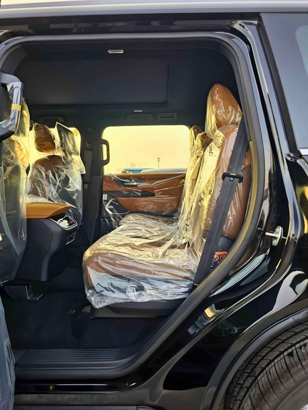 نيسان باترول LE PLATINUM TWIN TURBO / 3.5L V6 / REAR ENTERTAINMENT SCREEN / LEATHER SEATS /PANORAMIC ROOF / 360*C