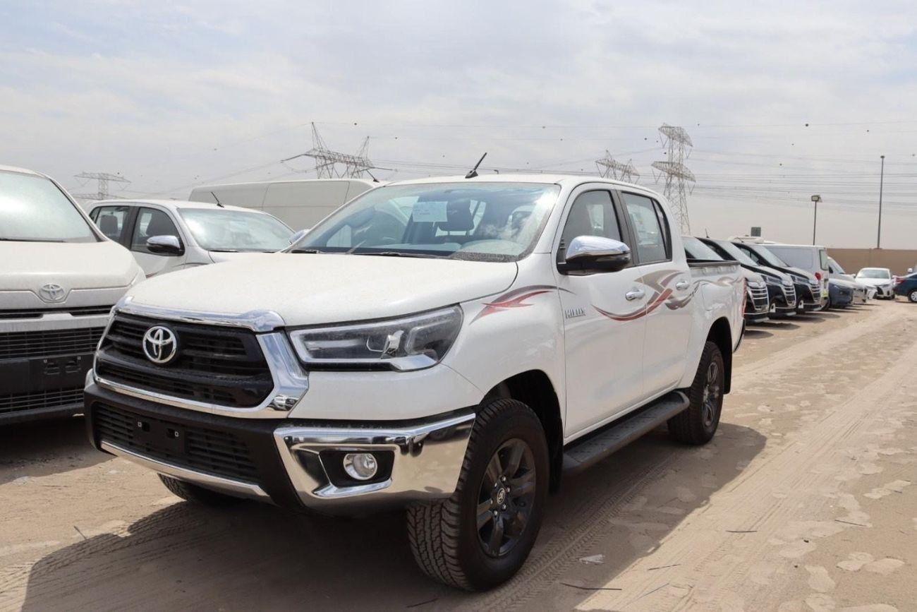 Toyota Hilux 2.7 Petrol full option model 2025