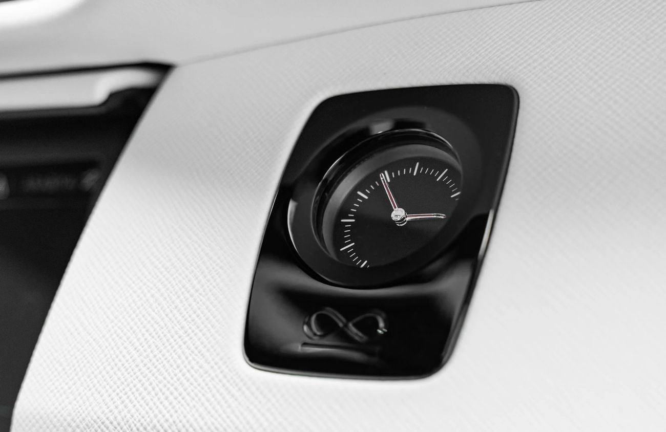 Rolls-Royce Cullinan 6.75L V12 Twin-Turbocharged Engine