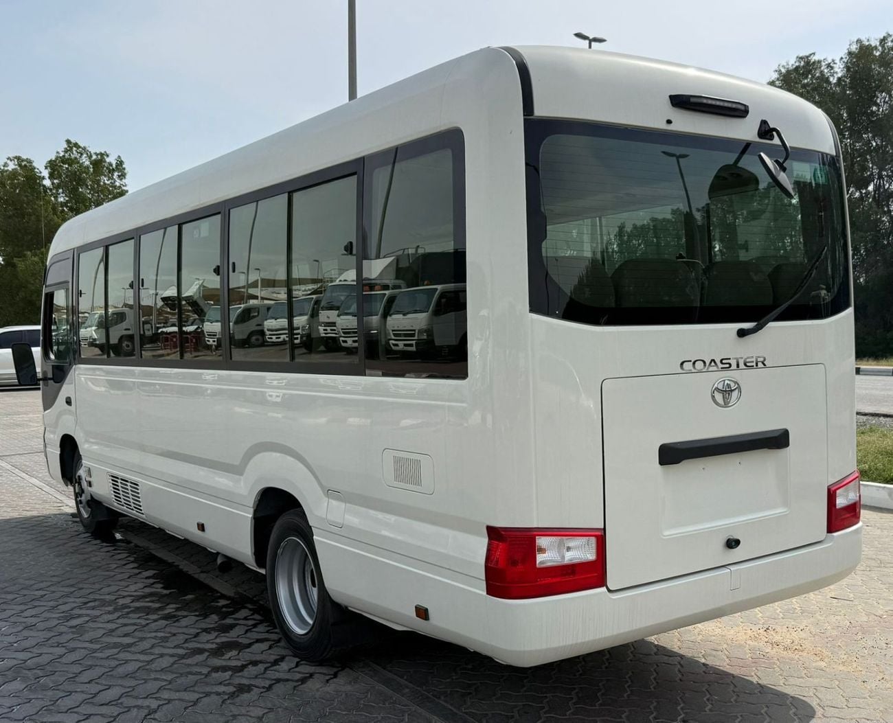 Toyota Coaster 2.7L (23-Seater)