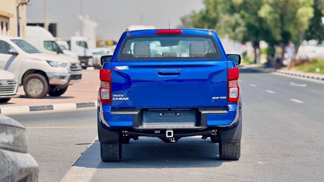 Isuzu DMax 3.0L Diesel AT 4WD - KEY START - Multipurpose Steering - Rear AC Vents - Alloy Rims - Tow Hitch - Go