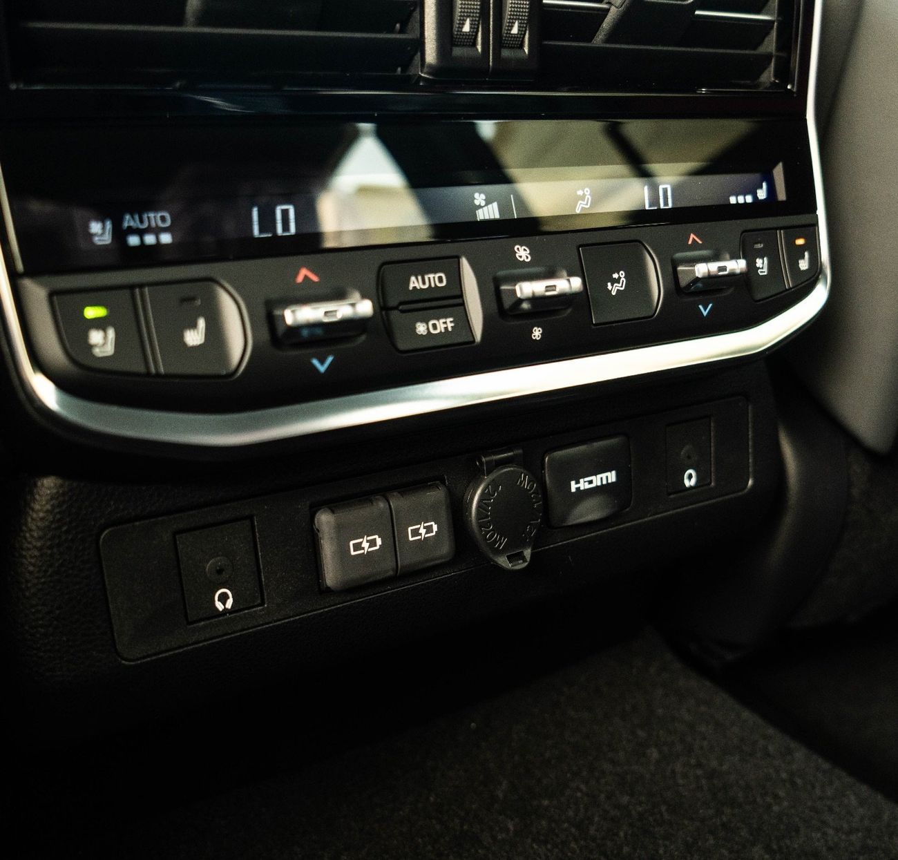 تويوتا لاند كروزر LC VXR 3.3 TT || Diesel || 2025