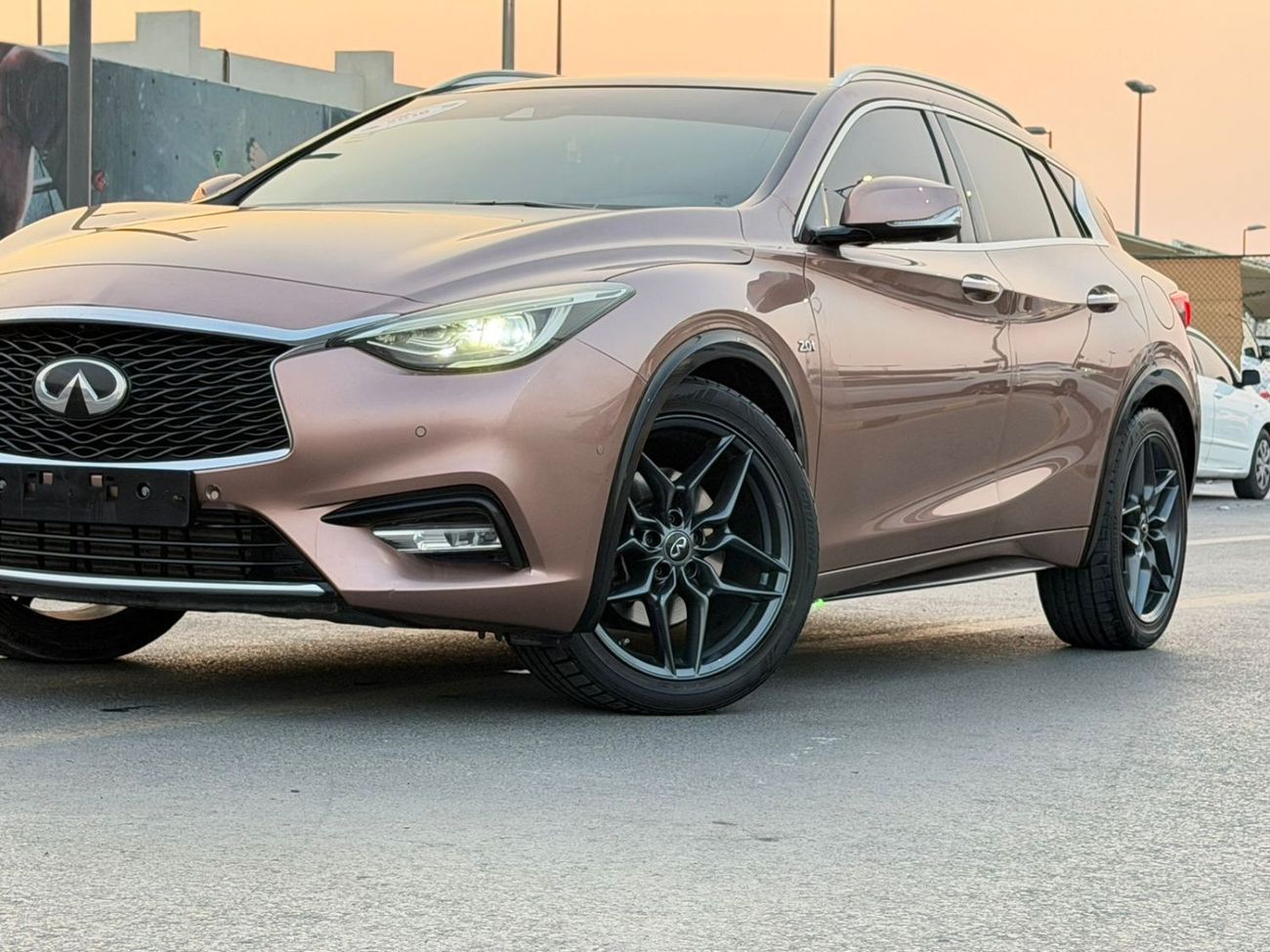 إنفينيتي Q 30 بحاله ممتازة من الداخل و الخارج