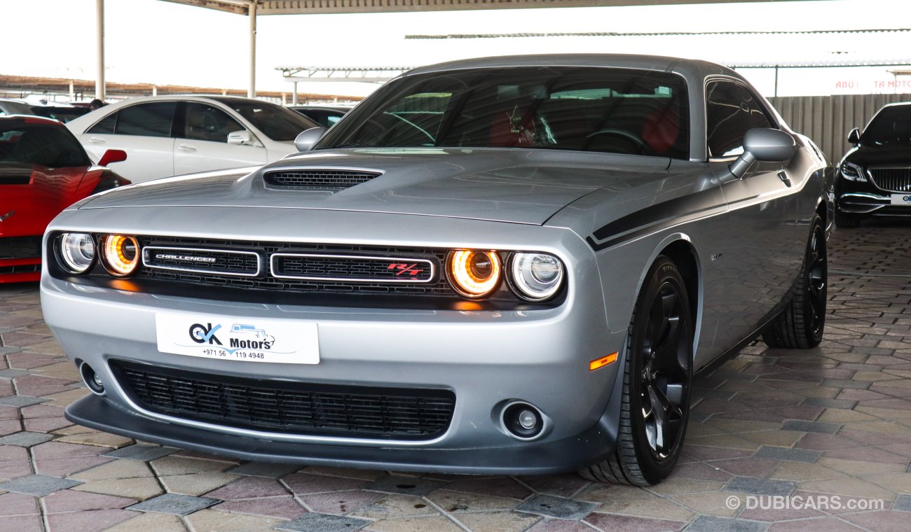 Dodge Challenger