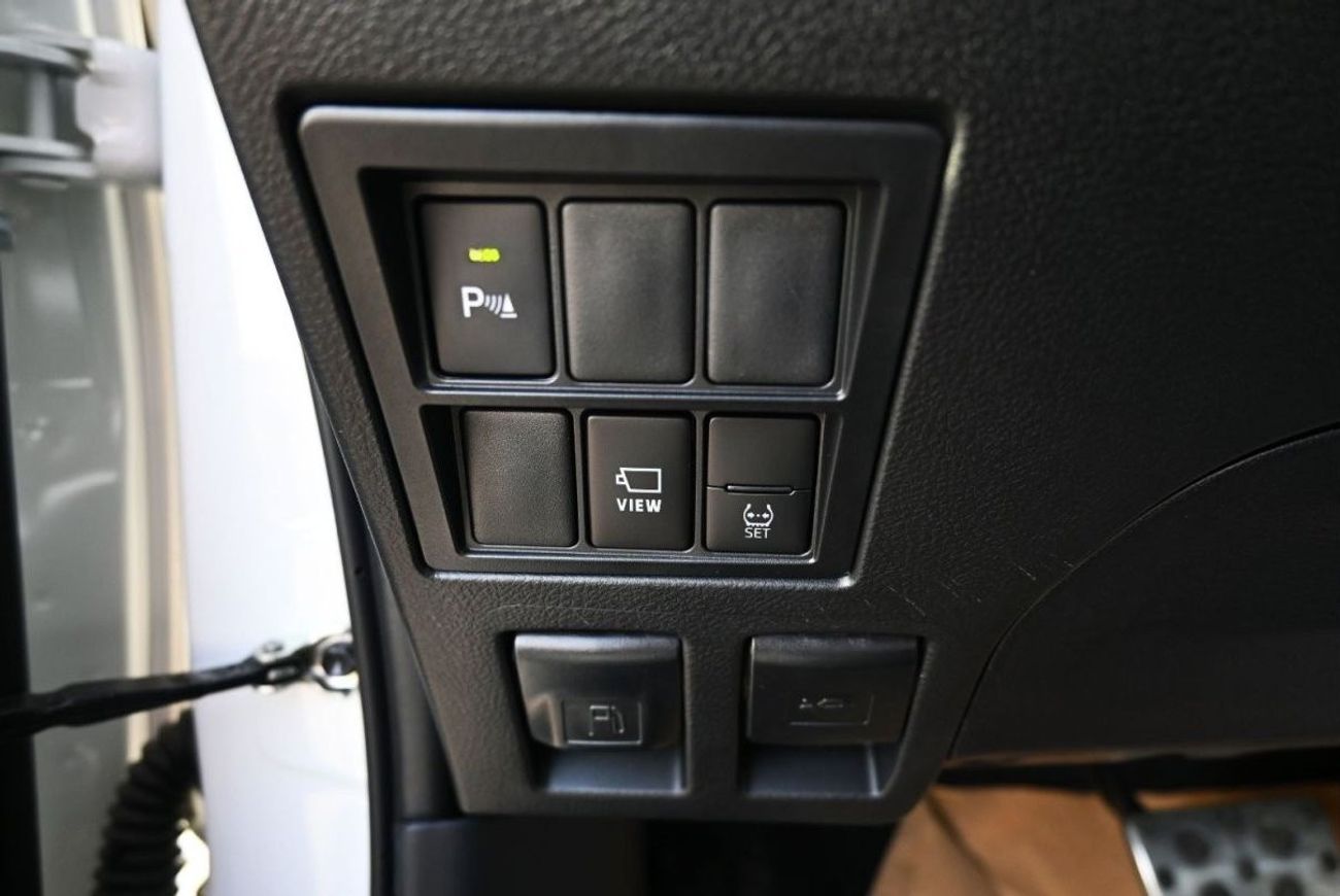 تويوتا هيلوكس Toyota Hulix GR Sport 4.0L 2024