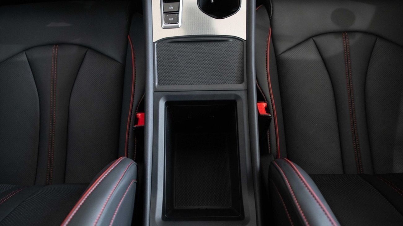 أم جي 7 MG7 DCT ELEGANCE EDITION 1.5T   WHITE / GRAY 2025