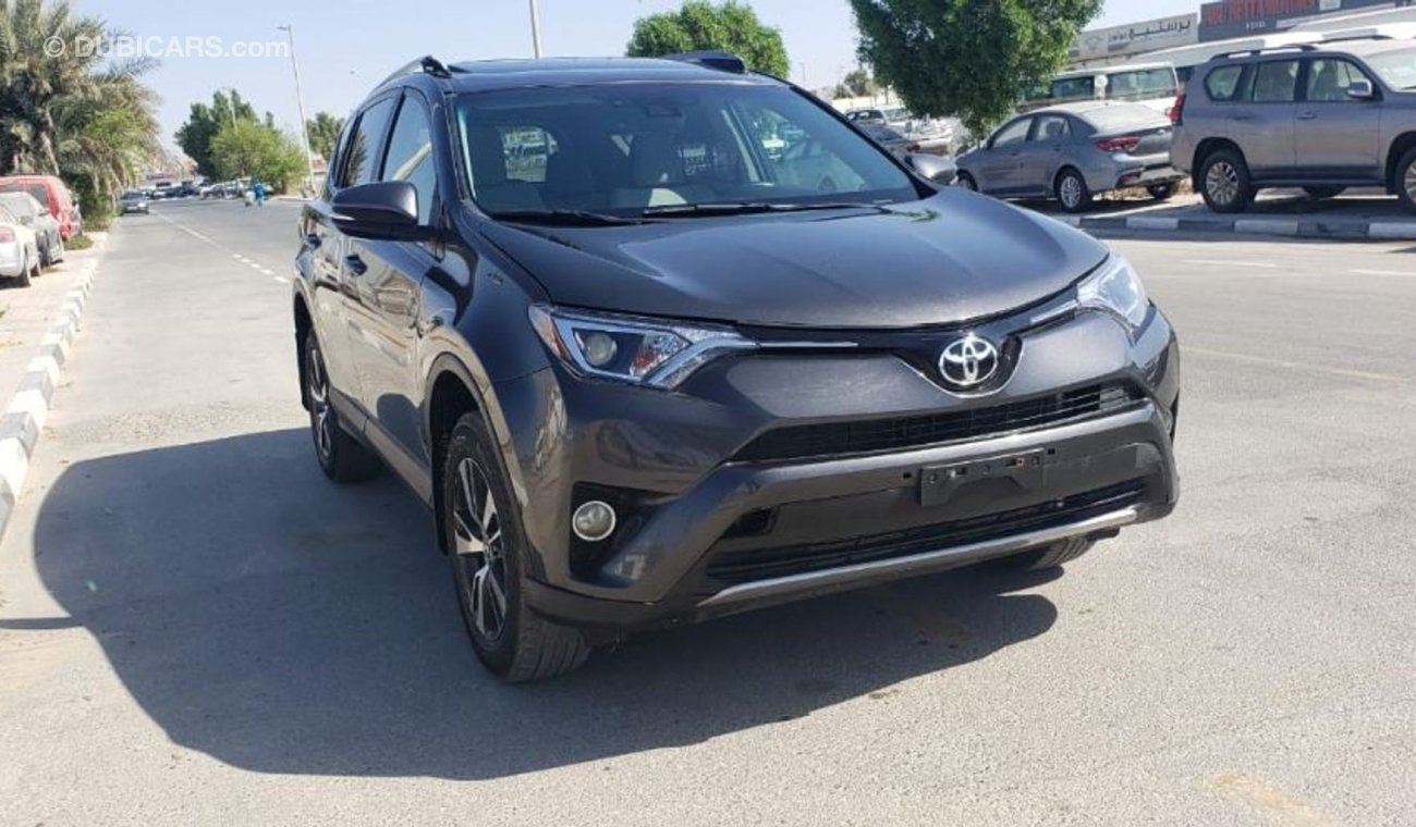 Toyota RAV4 TOYOTA RAV4 2017 XLE 4WD FULL OPTION