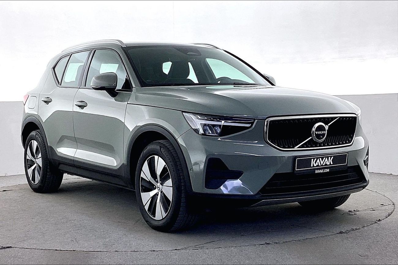 فولفو XC 40 B4 Core | Carnival Sale • UP TO AED 20,000 OFF | شامل الضمان | 0 ﺪﻔﻋﺓ ﺃﻮﻟﻯ