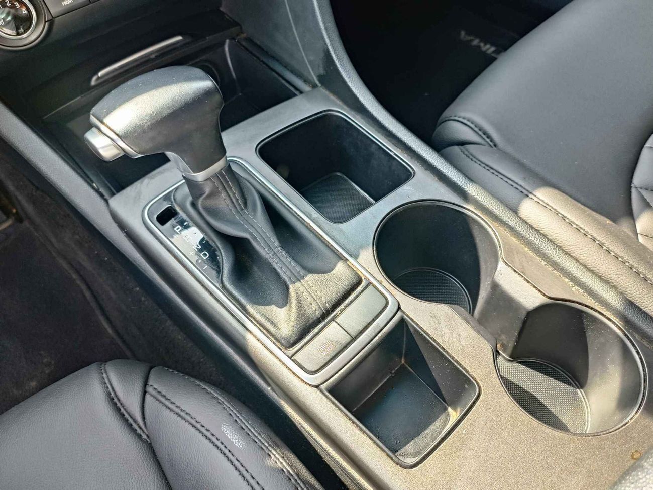 Kia Optima OPTIMA, 2.4L / DRIVER POWER SEAT / LEATHER SEATS / LOW MILEAGE (LOT # 6882)