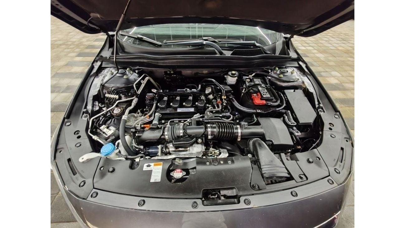 هوندا أكورد سبورت Warranty one year