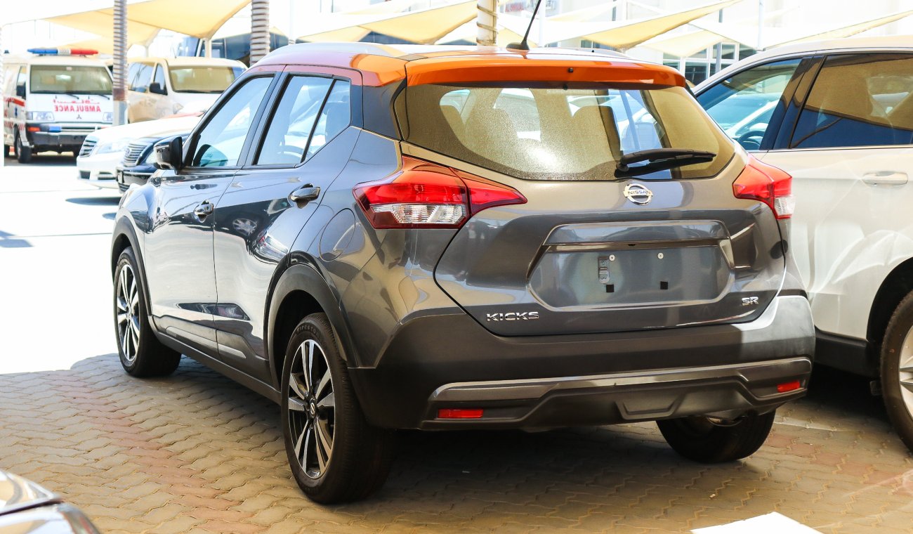 Nissan Kicks SR