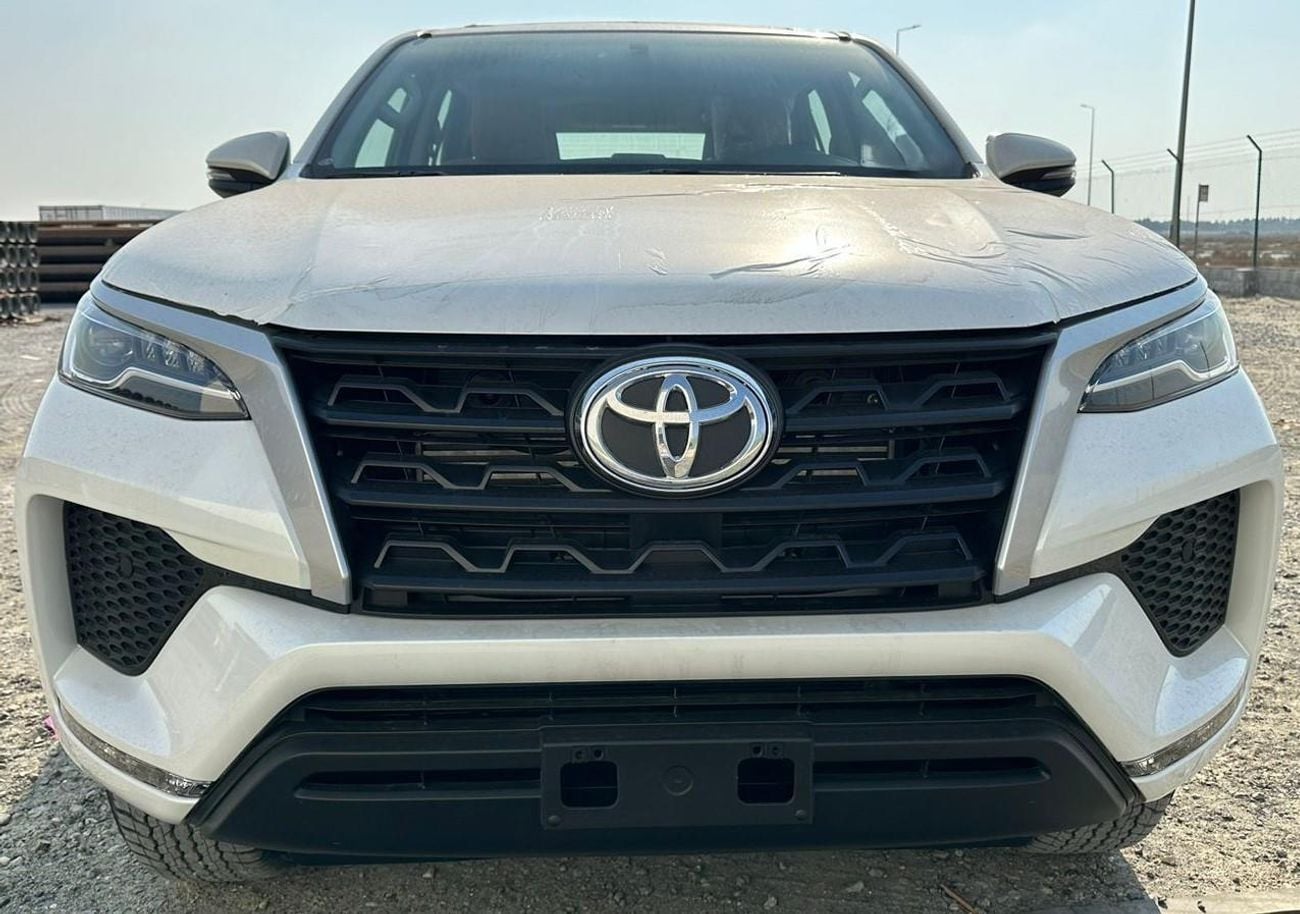 Toyota Fortuner 2025 Toyota Fortuner 4x4 2.4L Diesel AT