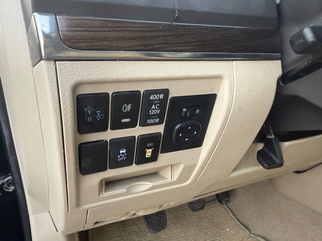 Toyota Land Cruiser SAFARI 2019 LAND CRUISER GXR V6/4.0 FACELIFTED 2025 EXCELLENT CONDITION GCC