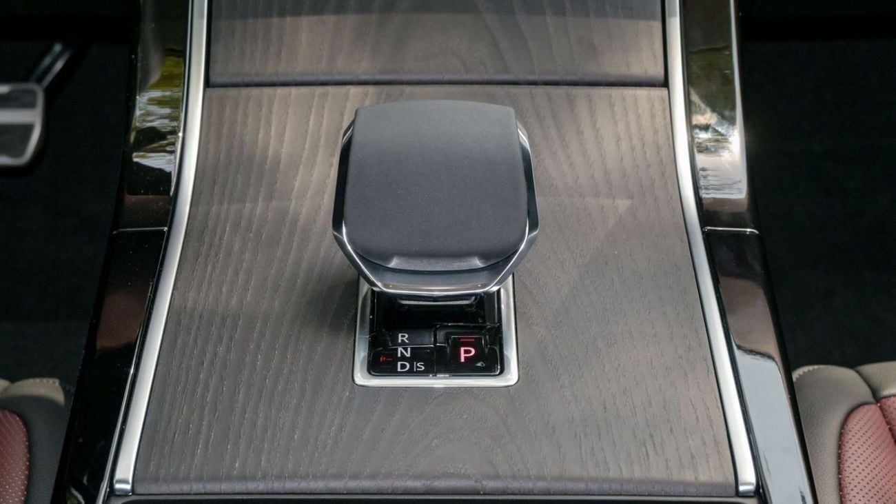 Land Rover Range Rover Evoque SE P250 DYNAMIC 2025!! FIVE YEARS WARRANTY!! THREE YEARS SERVICE CONTRACT