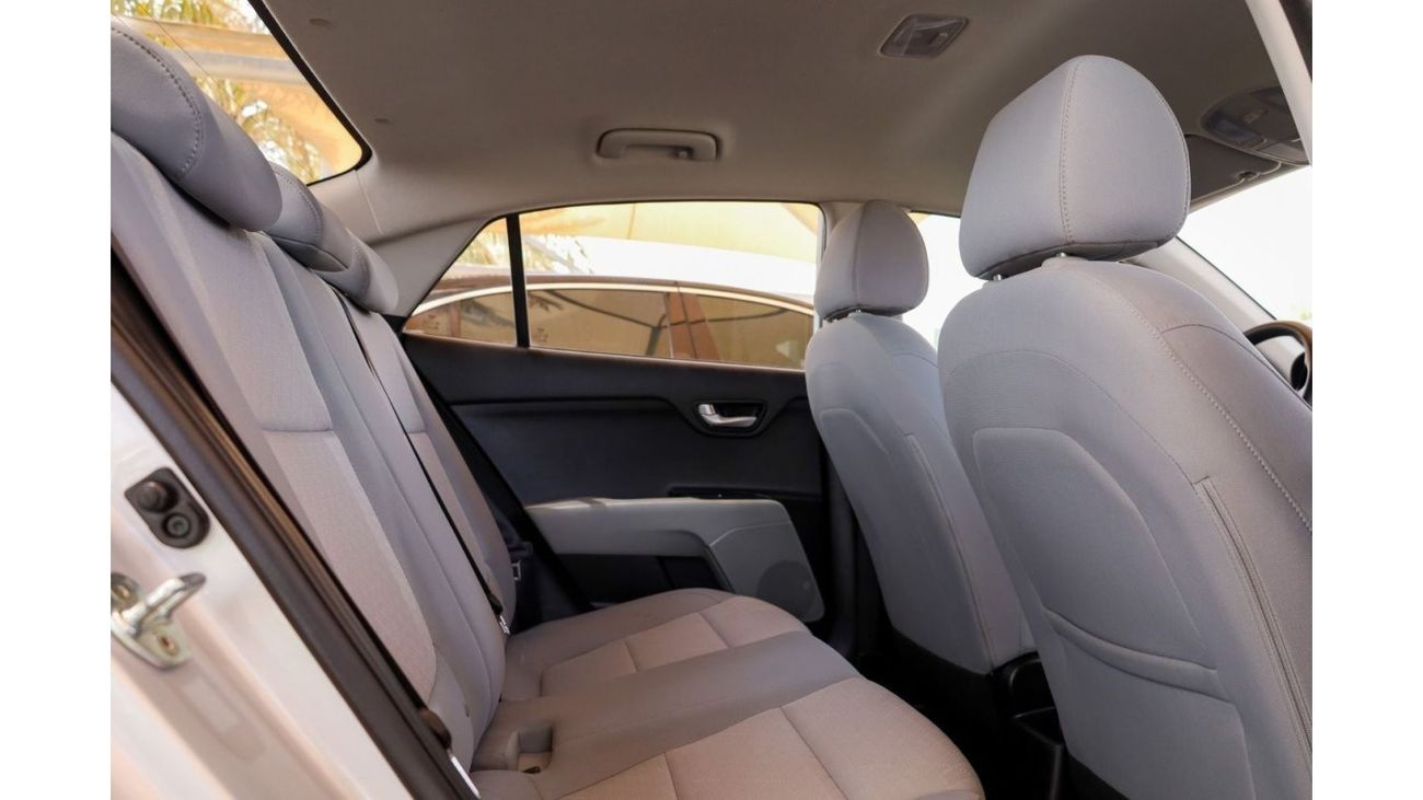 Kia Rio Kia Rio 2021 GCC under Agency Warranty with Flexible Down-Payment.