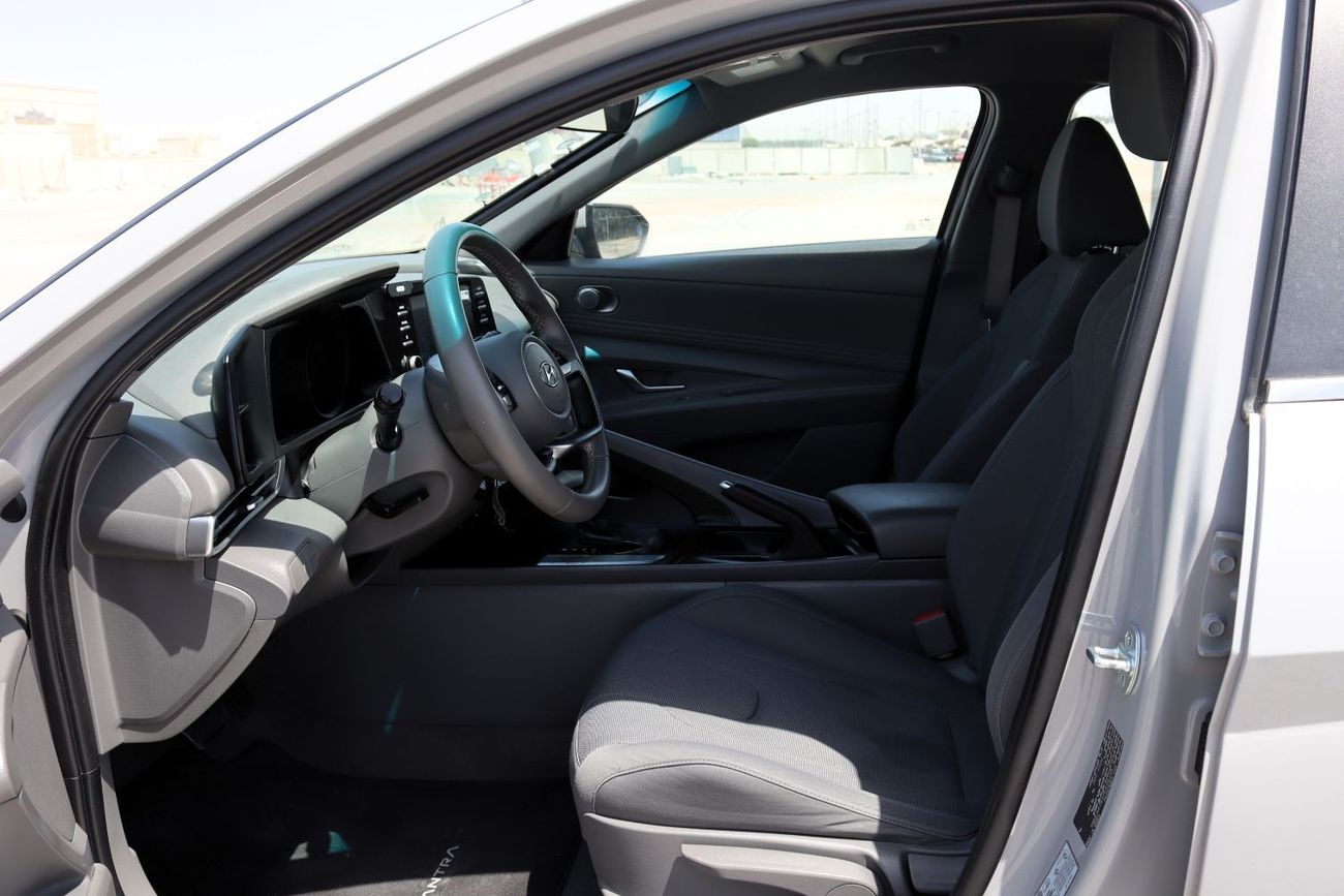 Hyundai Elantra Smart 1.6L