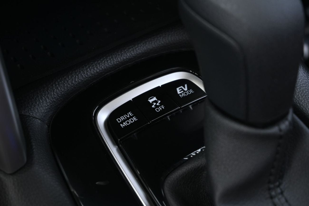 تويوتا فرونتلاندر Toyota Frontlander Luxury 2.0L Hybrid, Model 2025, Color White