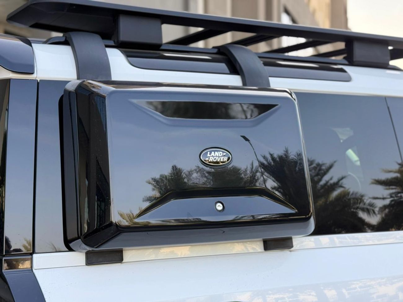لاند روفر Defender 90 S P300