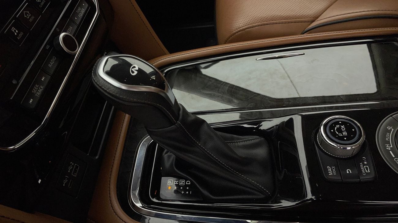 إنفينيتي QX80 LUXE SENSORY PROACTIVE BLACK EDITION 5.6 | بدون دفعة مقدمة | اختبار القيادة في المنزل