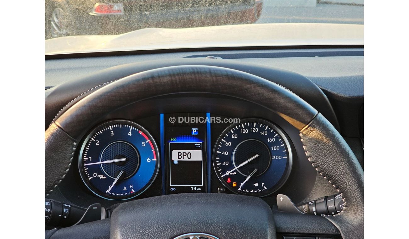 Toyota Fortuner 2.8L full options