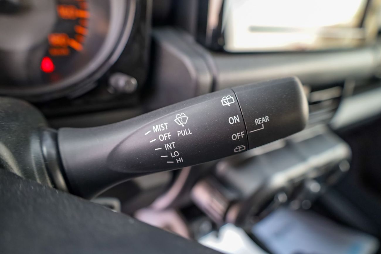 Suzuki Jimny 2025 GL V4 1.5L Petrol AT / 3 Doors / Steering Audio Control / For Export Only