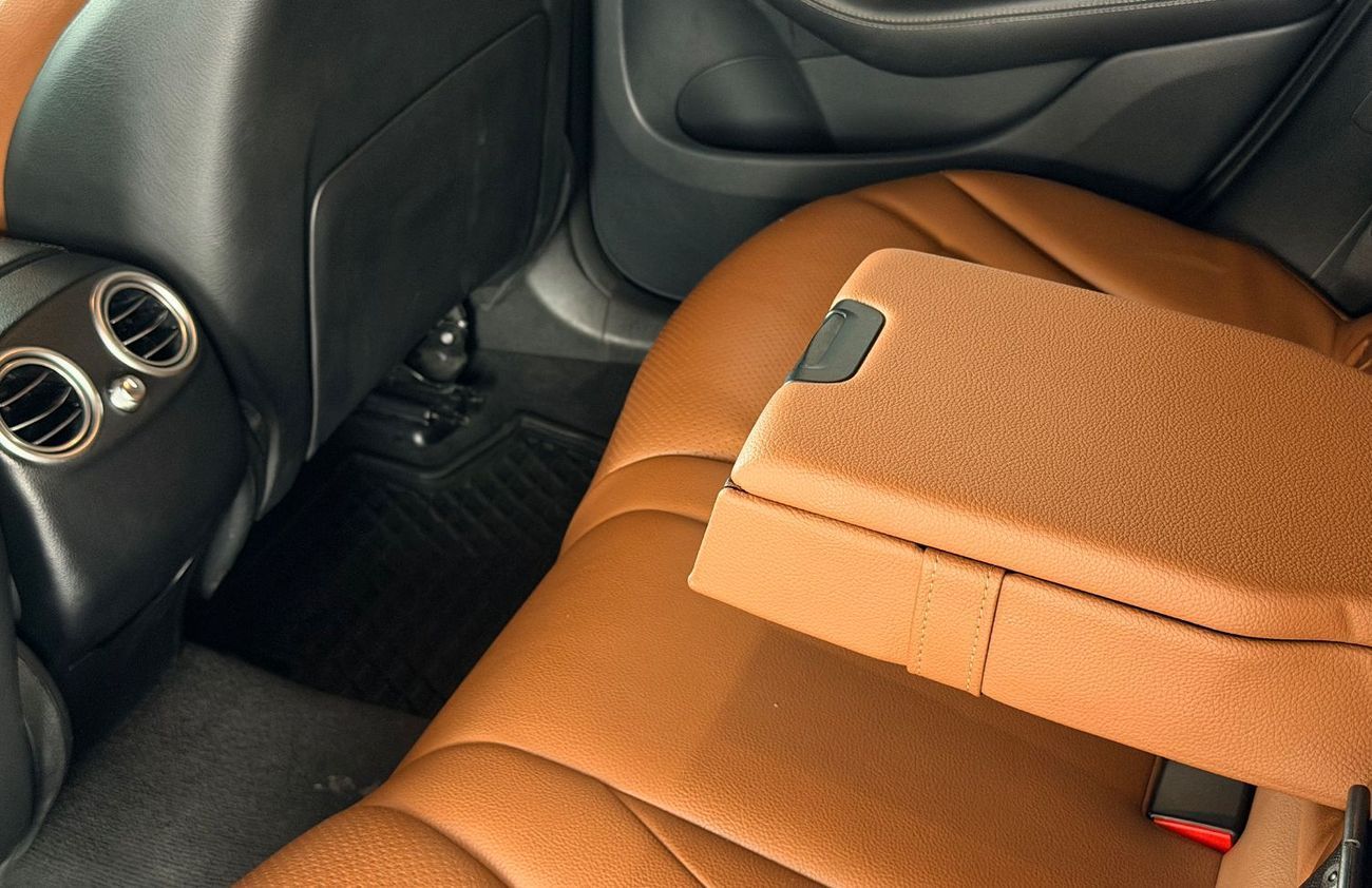 مرسيدس بنز GLC 200 STD GLC 200d 2020 European Specification