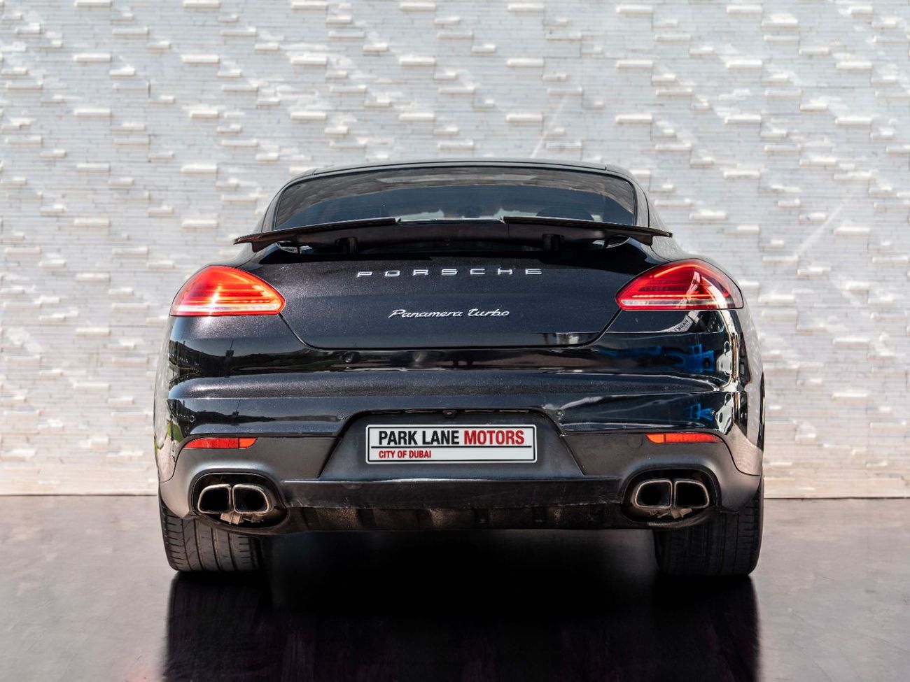 بورش باناميرا Turbo 4.8L (493 HP)