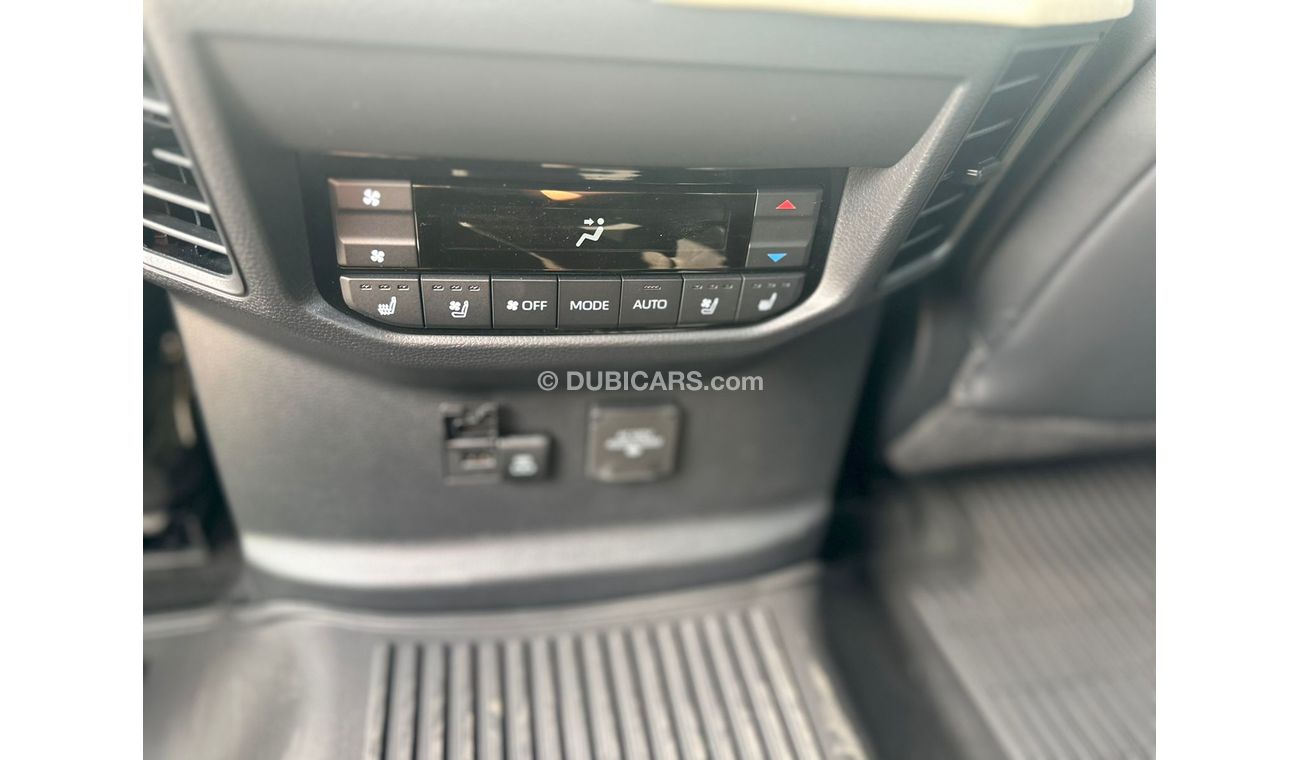 Toyota Sequoia capstone