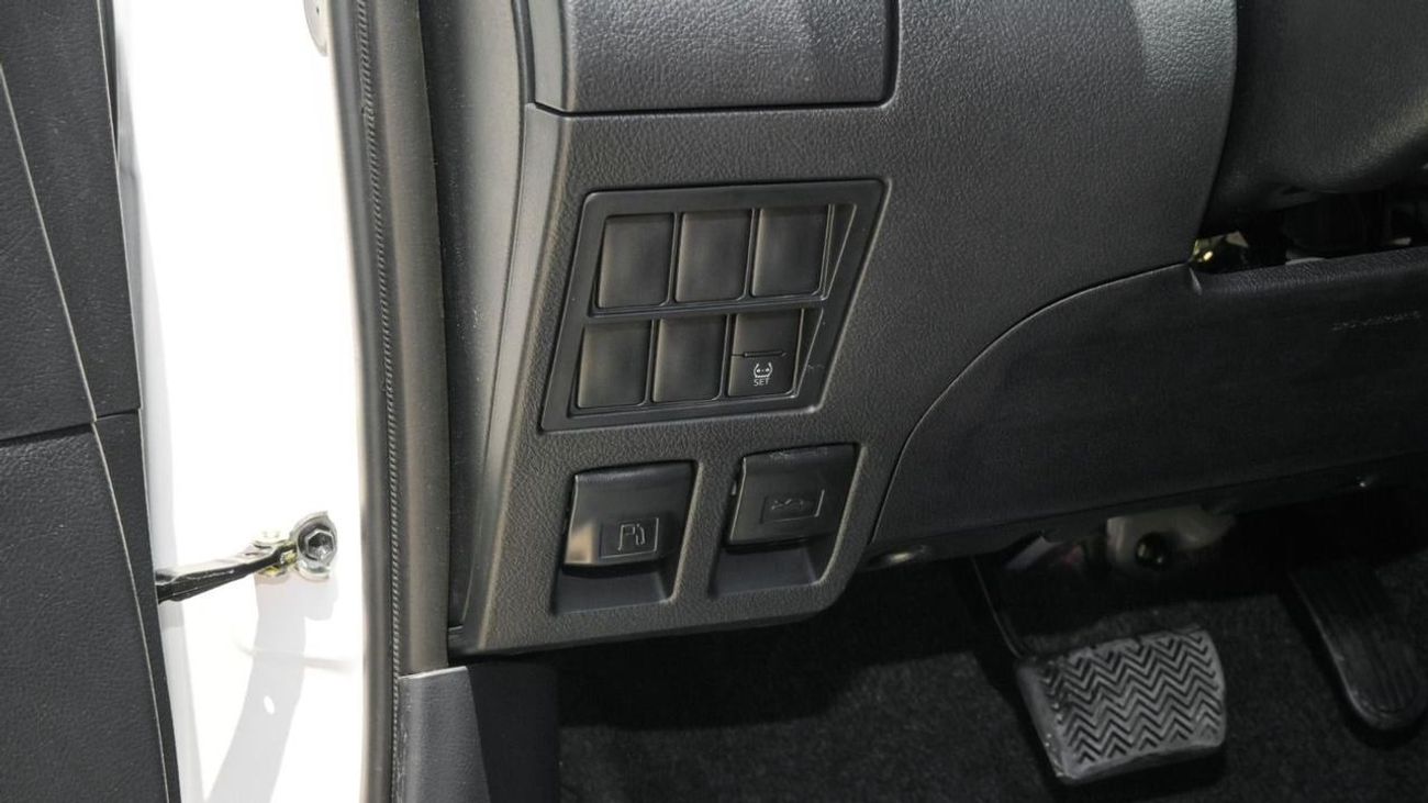 تويوتا هيلوكس