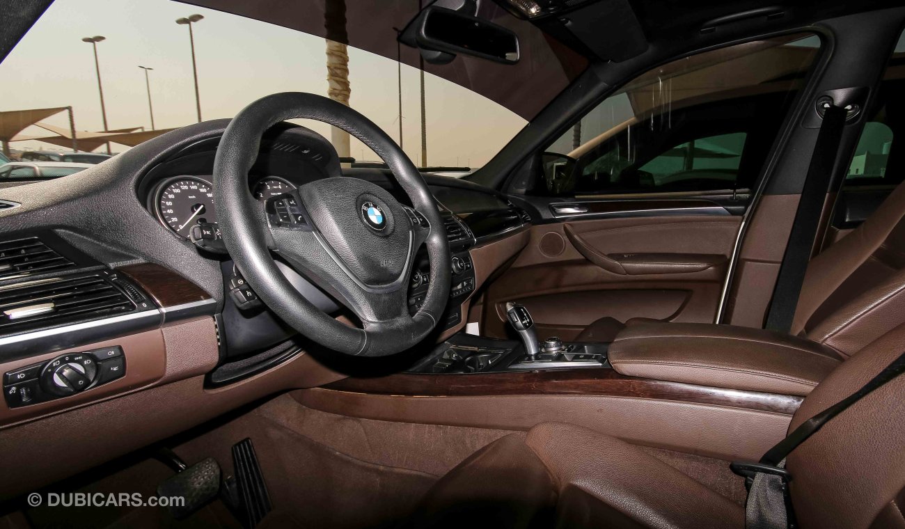 BMW X5 50i