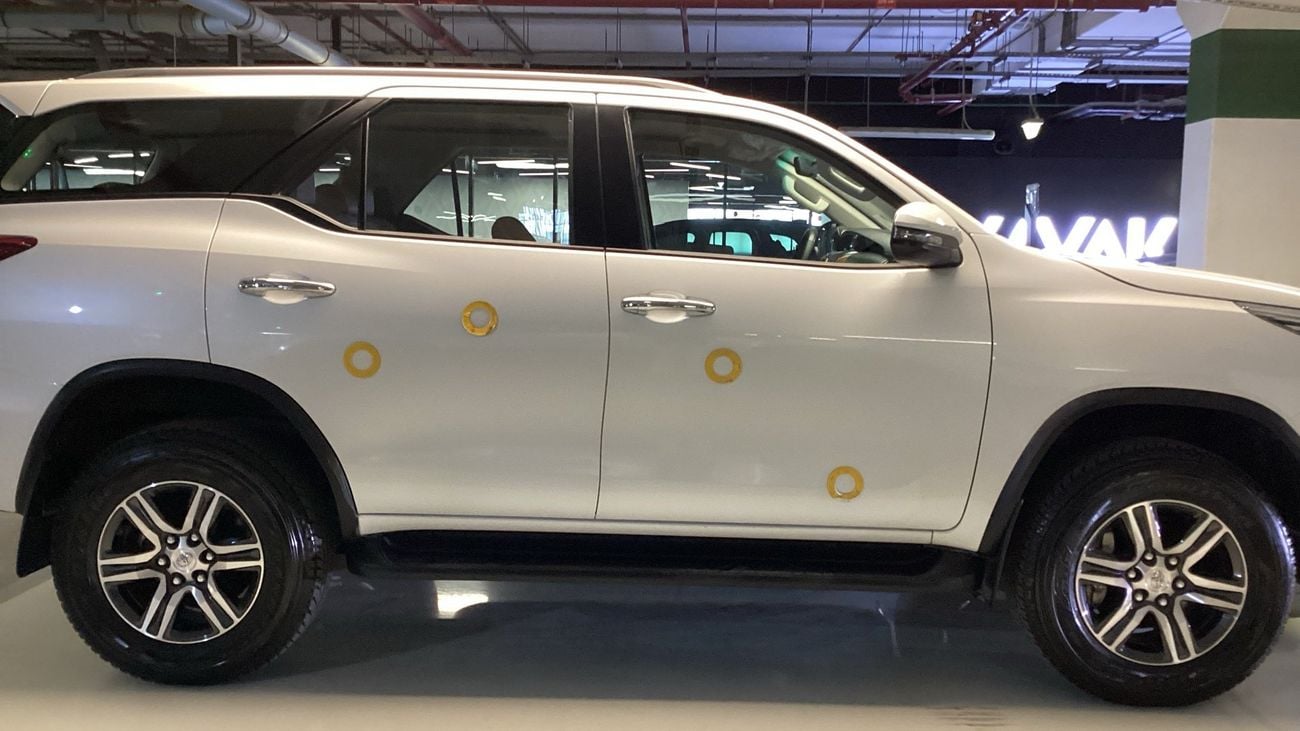 Toyota Fortuner 4.0 4WD AUTO 7STR GXR RA/RB | Guaranteed Warranty | 0 Down Payment