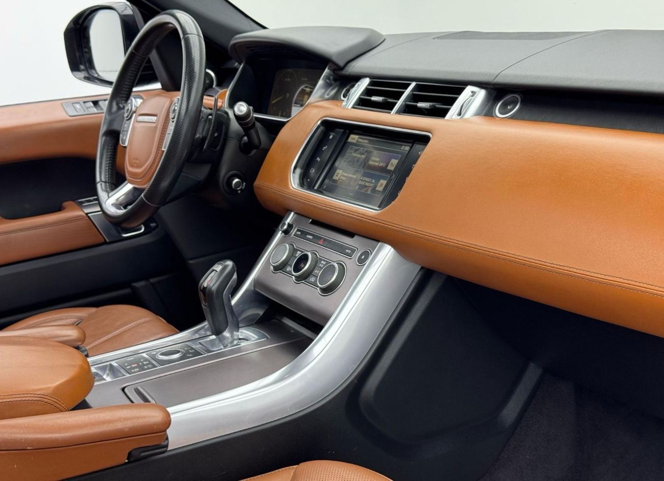 لاند روفر رينج روفر سبورت HSE 3.0L (340 HP) 2016 Range Rover Sport HSE V6, Service History, Excellent Condition, GCC