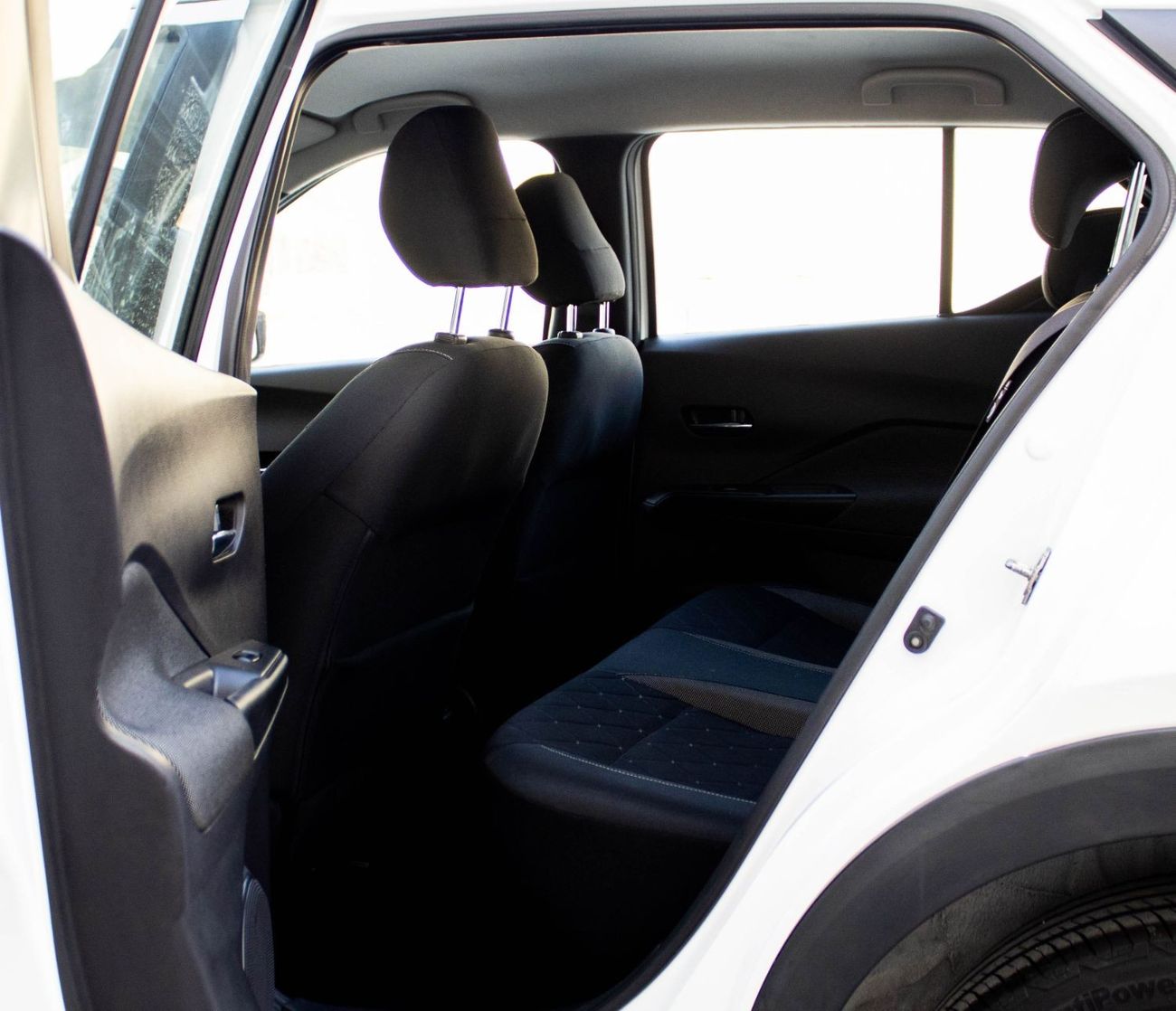 Nissan Kicks 2020 Nissan Kicks SV (P15), 5dr SUV, 1.6L 4cyl Petrol, Automatic, Front Wheel Drive