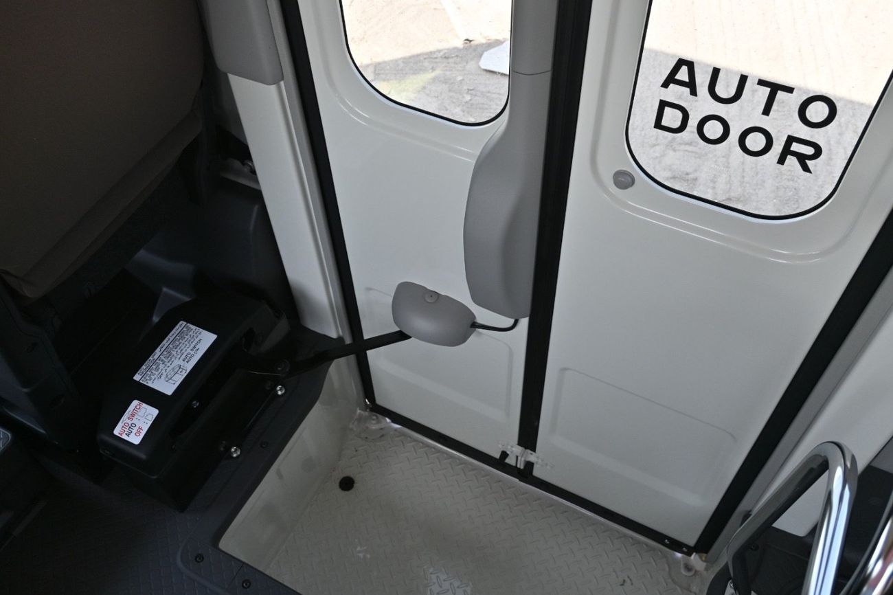 تويوتا كوستر